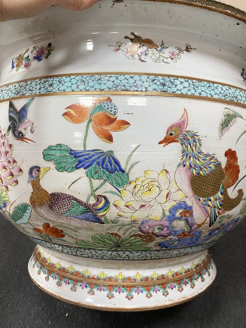 古玩陶瓷粉彩香爐真品鑒賞圖