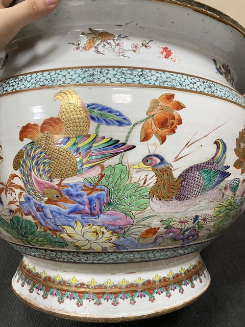 古玩陶瓷粉彩香爐真品鑒賞圖