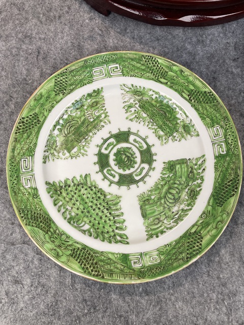 古玩陶瓷菲茨修紋廣彩盤真品鑒賞圖