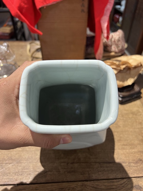 古玩陶瓷仿官釉杏園貫耳瓶真品鑒賞圖