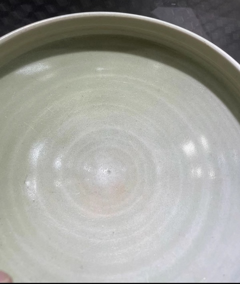 古玩陶瓷龍泉青釉蓮瓣紋缽式碗真品鑒賞圖