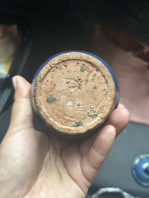 古玩陶瓷霽藍釉罐真品鑒賞圖