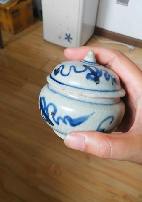 古玩陶瓷青花飄帶紋蓋罐（江山萬代）真品鑒賞圖