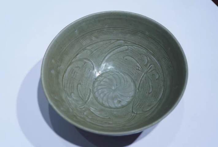 古玩陶瓷珠光青瓷刻花碗真品鑒賞圖