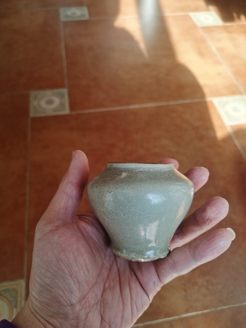 古玩陶瓷龍泉青釉小罐真品鑒賞圖