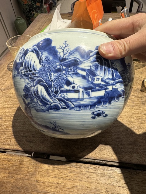 古玩陶瓷青花山水紋罐真品鑒賞圖