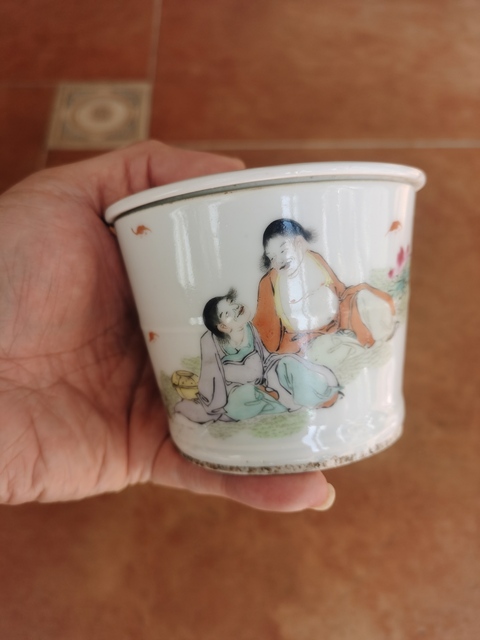 古玩陶瓷民國 粉彩和合二仙蓋罐真品鑒賞圖