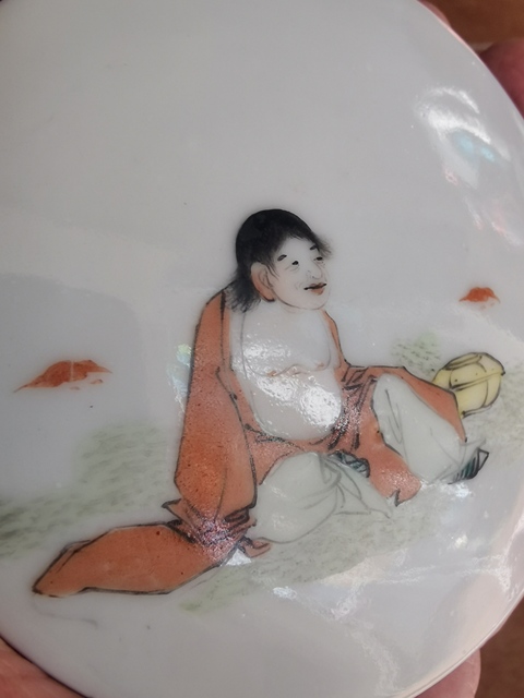 古玩陶瓷民國 粉彩和合二仙蓋罐真品鑒賞圖