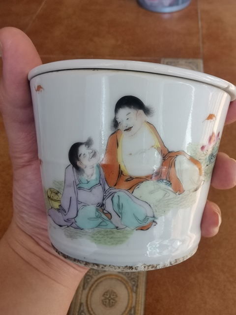 古玩陶瓷民國 粉彩和合二仙蓋罐真品鑒賞圖