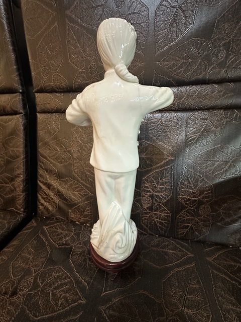 古玩陶瓷白釉瓷塑真品鑒賞圖