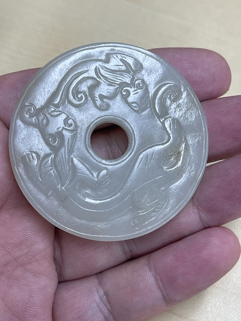 古玩玉器和田玉雕“螭龍紋璧”真品鑒賞圖