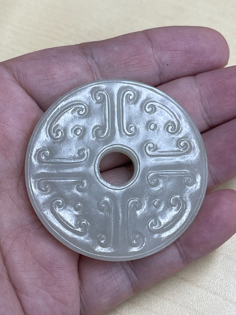 古玩玉器和田玉雕“螭龍紋璧”真品鑒賞圖