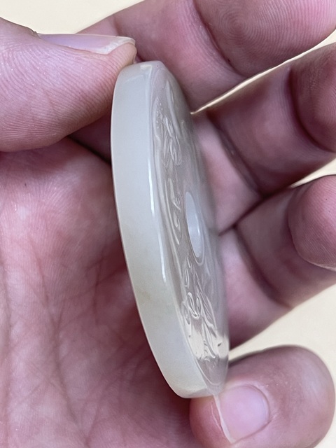 古玩玉器和田玉雕“螭龍紋璧”真品鑒賞圖