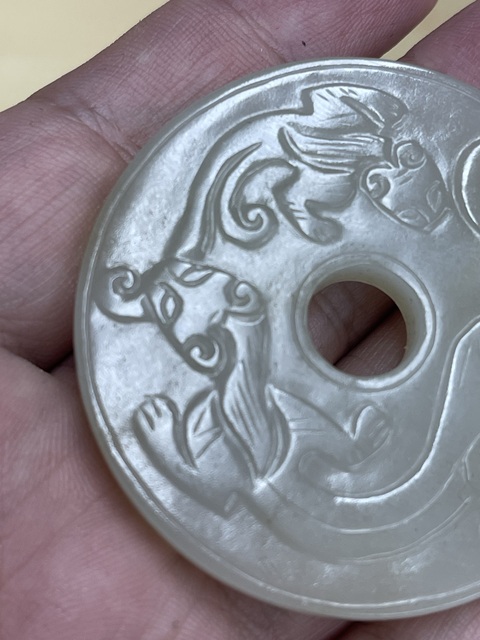 古玩玉器和田玉雕“螭龍紋璧”真品鑒賞圖