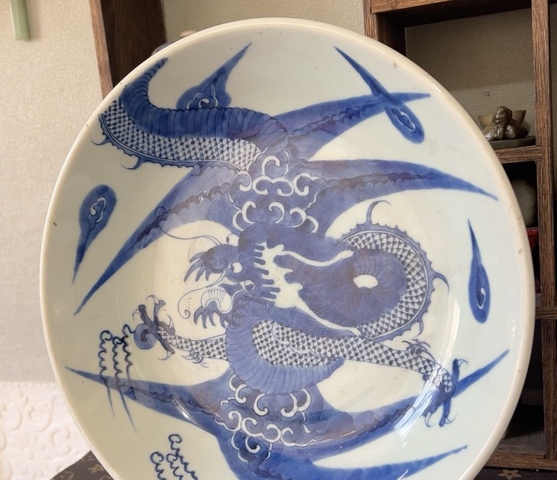 古玩陶瓷青花過墻龍紋盤，疑似復窯真品鑒賞圖