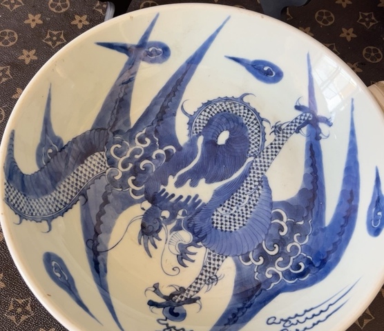 古玩陶瓷青花過墻龍紋盤，疑似復窯真品鑒賞圖