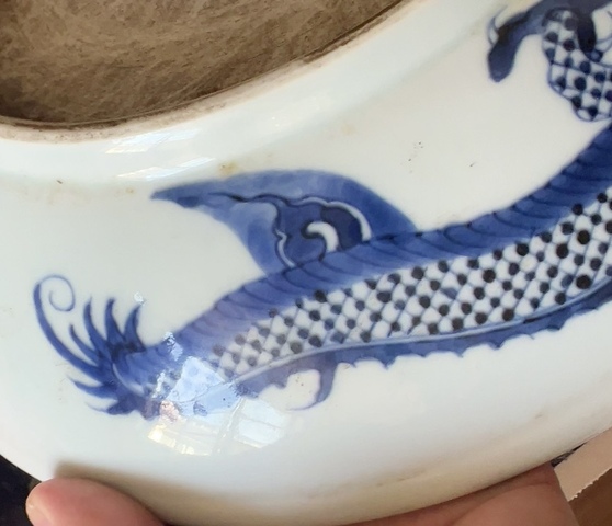 古玩陶瓷青花過墻龍紋盤，疑似復窯真品鑒賞圖