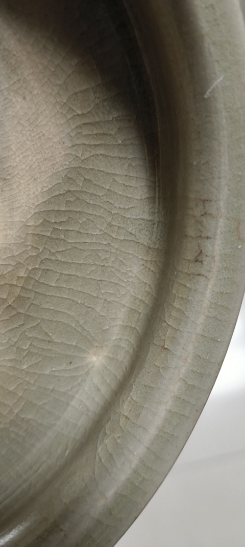 古玩陶瓷龍泉窯青釉三足爐真品鑒賞圖