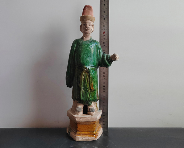 古玩陶瓷明代·三彩人物立俑真品鑒賞圖