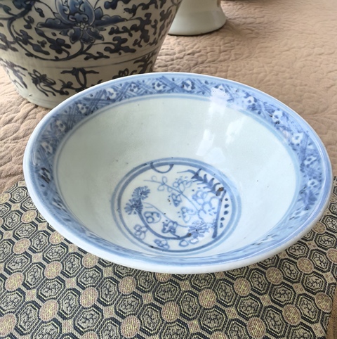 古玩陶瓷松竹梅青花碗真品鑒賞圖