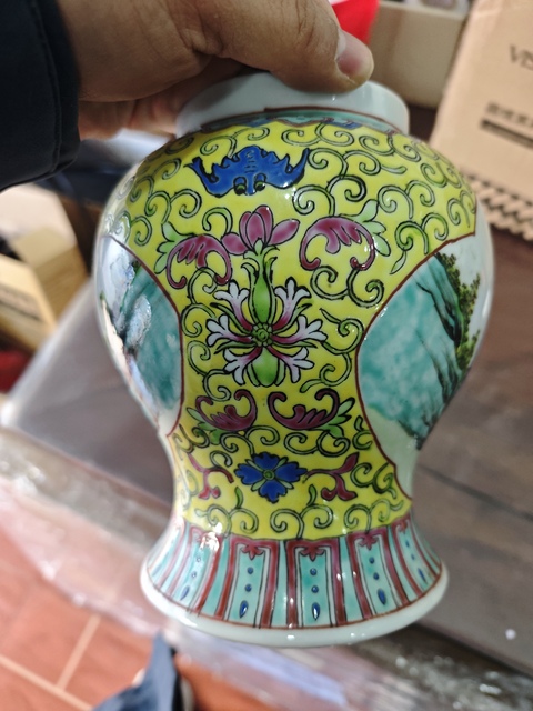 古玩陶瓷粉彩將軍罐真品鑒賞圖