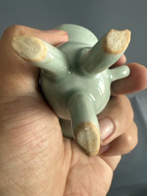 古玩陶瓷豆青釉爵杯真品鑒賞圖