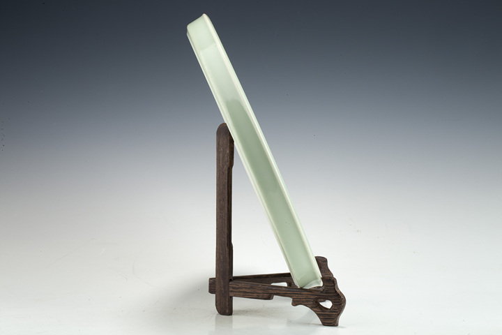 古玩陶瓷清晚·豆青地粉彩山水詩文圓盤拍賣，當前價格2016元