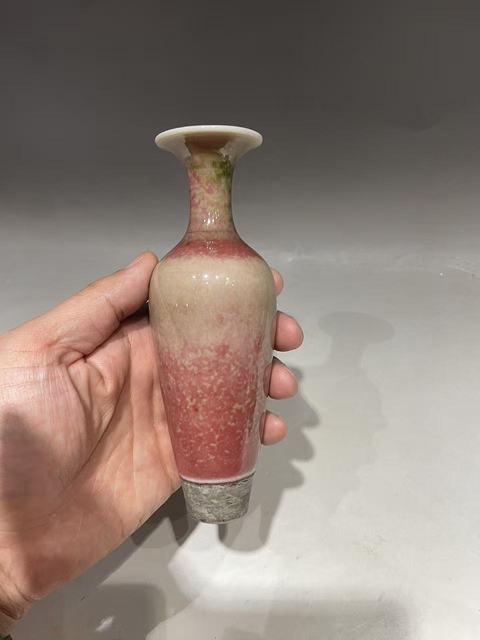 古玩陶瓷豇豆紅柳葉瓶真品鑒賞圖