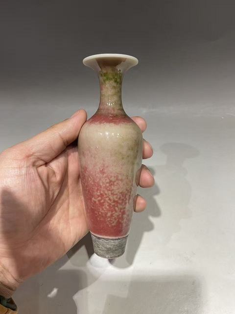 古玩陶瓷豇豆紅柳葉瓶真品鑒賞圖