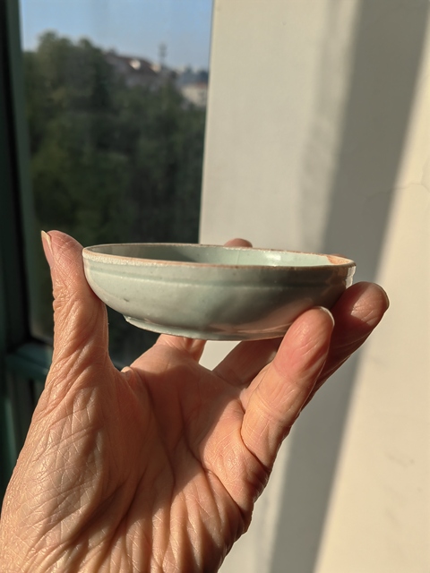 古玩陶瓷青色卵白釉水洗真品鑒賞圖