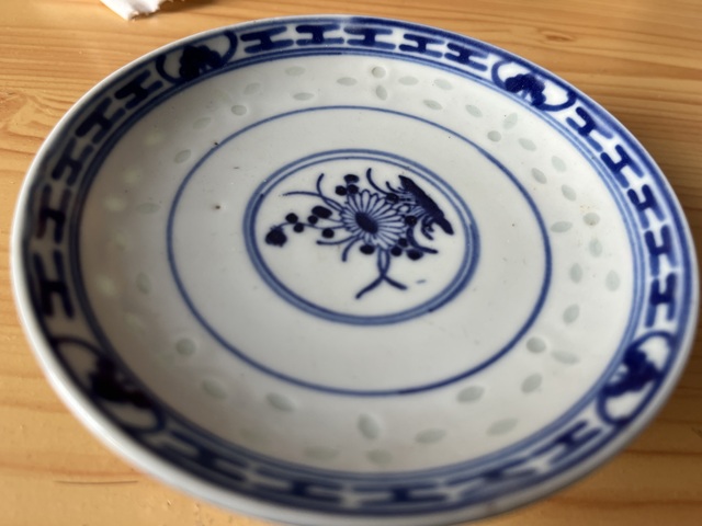 古玩陶瓷青花玲瓏瓷蓋碗真品鑒賞圖