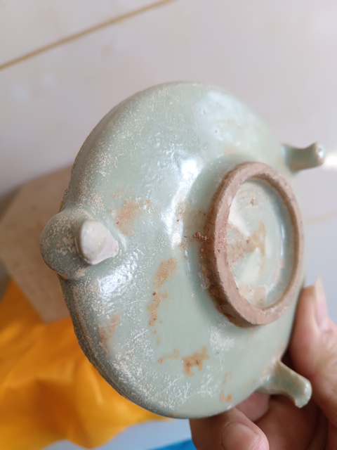 古玩陶瓷龍泉粉青釉三足爐標(biāo)本真品鑒賞圖