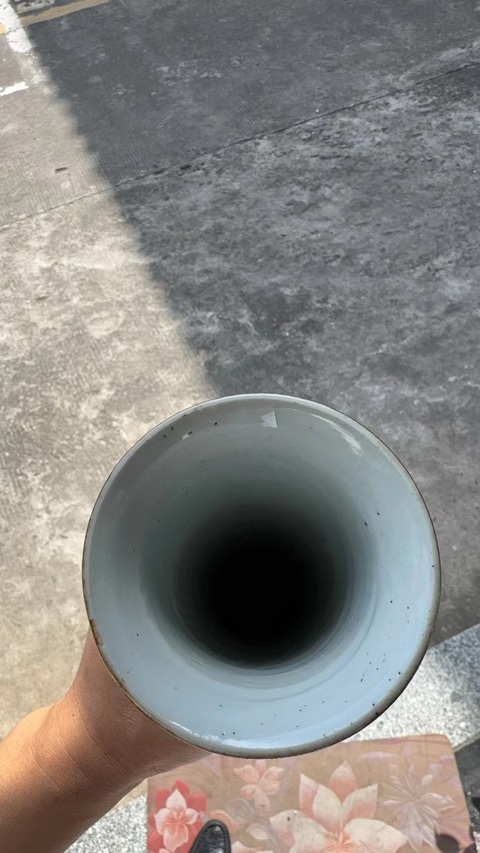 古玩陶瓷青花五彩仕女嬰戲紋束腰花觚真品鑒賞圖