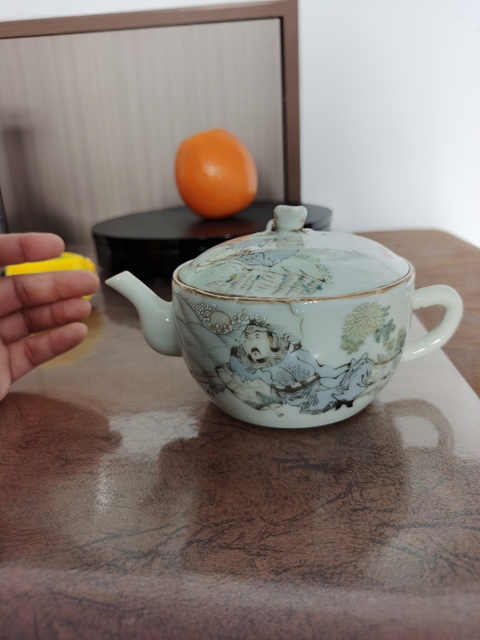 古玩陶瓷淺絳彩人物詩文參壺真品鑒賞圖