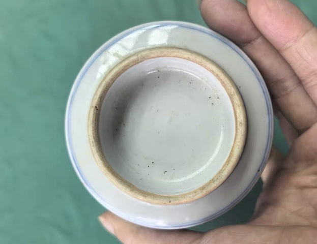 古玩陶瓷龍鳳紋青花杯真品鑒賞圖