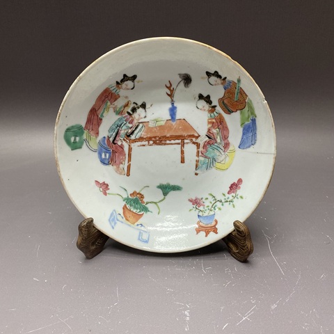 古玩陶瓷仕女紋粉彩盤真品鑒賞圖