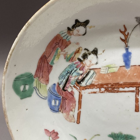 古玩陶瓷仕女紋粉彩盤真品鑒賞圖