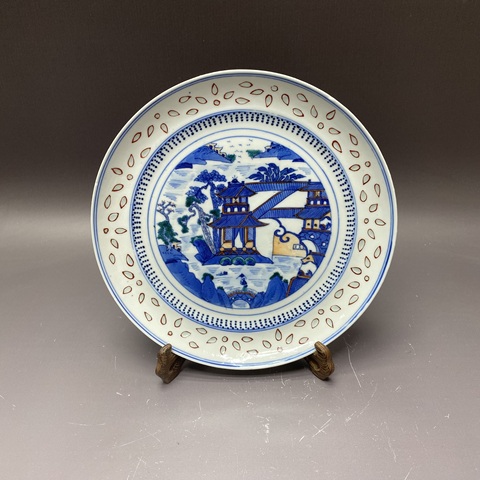 古玩陶瓷樓臺亭閣山水紋斗彩盤真品鑒賞圖