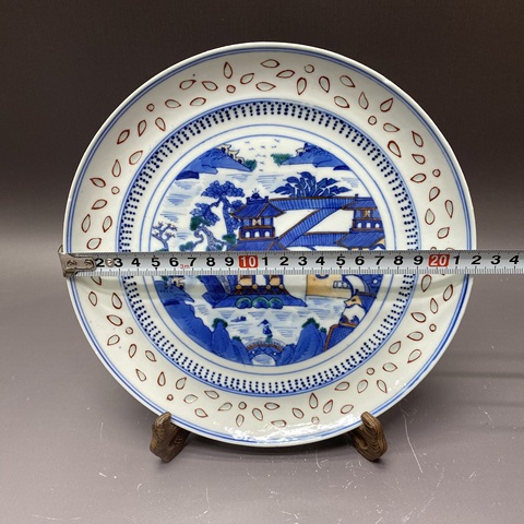 古玩陶瓷樓臺亭閣山水紋斗彩盤真品鑒賞圖