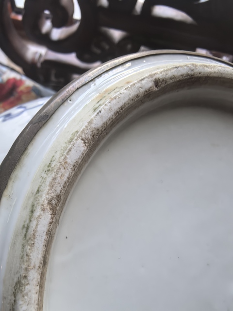 古玩陶瓷清晚期獅子滾繡球缸真品鑒賞圖