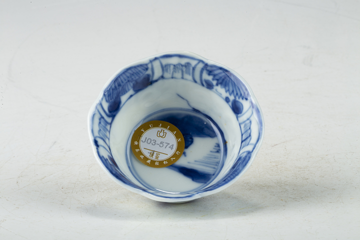 古玩陶瓷清早·青花山水人物紋花口杯碟一套真品鑒賞圖