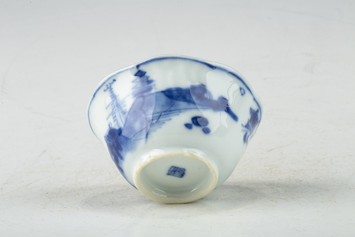 古玩陶瓷清早·青花山水人物紋花口杯碟一套真品鑒賞圖