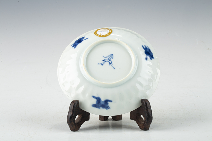 古玩陶瓷清康熙·青花琴棋書畫紋碟真品鑒賞圖