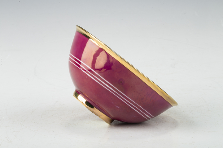 古玩陶瓷民國·胭脂水釉描金碗真品鑒賞圖