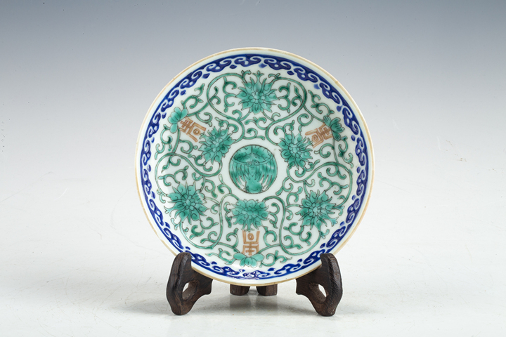 古玩陶瓷清晚·粉彩團(tuán)鶴纏枝壽字紋盤拍賣，當(dāng)前價(jià)格1504元