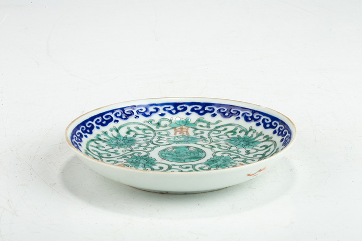 古玩陶瓷清晚·粉彩團(tuán)鶴纏枝壽字紋盤拍賣，當(dāng)前價(jià)格1504元