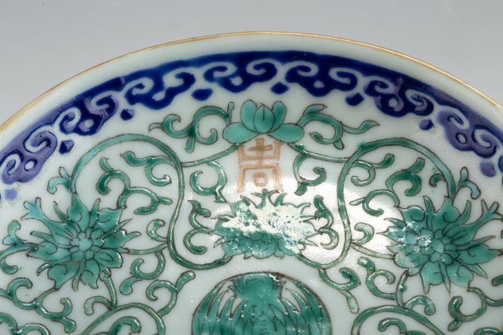 古玩陶瓷清晚·粉彩團(tuán)鶴纏枝壽字紋盤拍賣，當(dāng)前價(jià)格1504元