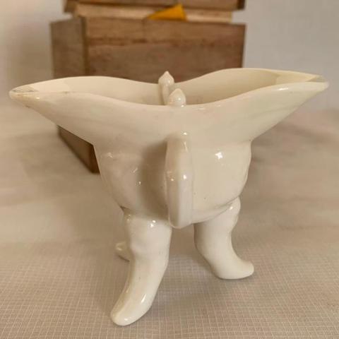 古玩陶瓷白釉爵杯真品鑒賞圖