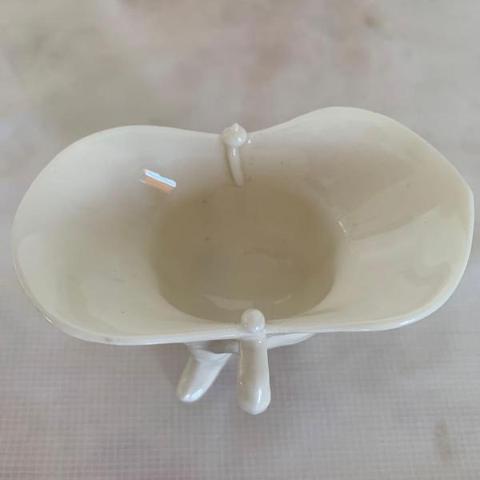 古玩陶瓷白釉爵杯真品鑒賞圖