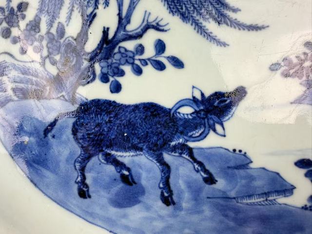 古玩陶瓷清乾隆.青花松鹿牛圖大盤拍賣，當前價格288元